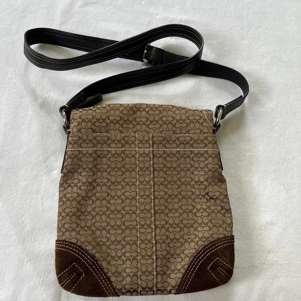 Y2K Coach monogram canvas suede buckle cross body bag brown tan G050-3644